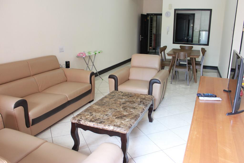 Homestay Marina Court Resort 亞庇 外观 照片