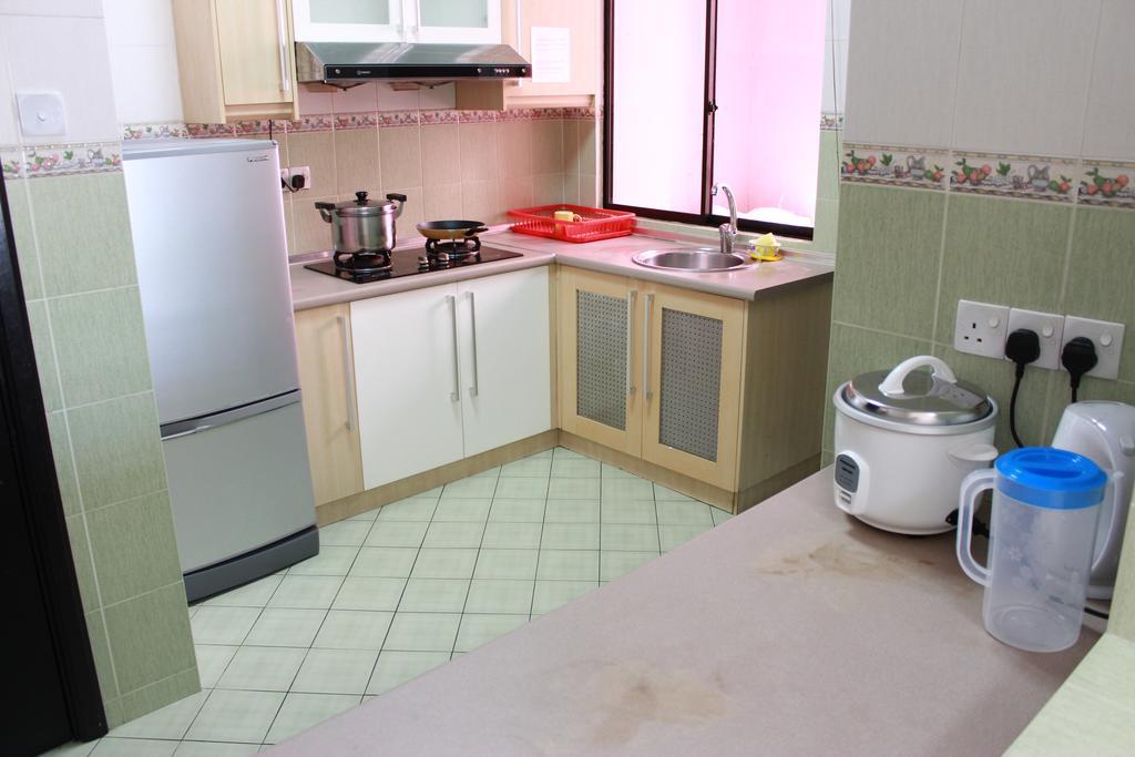 Homestay Marina Court Resort 亞庇 外观 照片