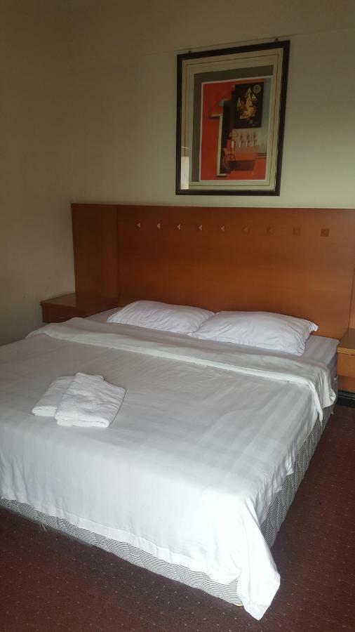 Homestay Marina Court Resort 亞庇 外观 照片