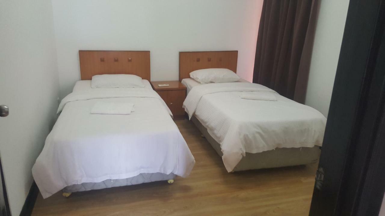 Homestay Marina Court Resort 亞庇 外观 照片