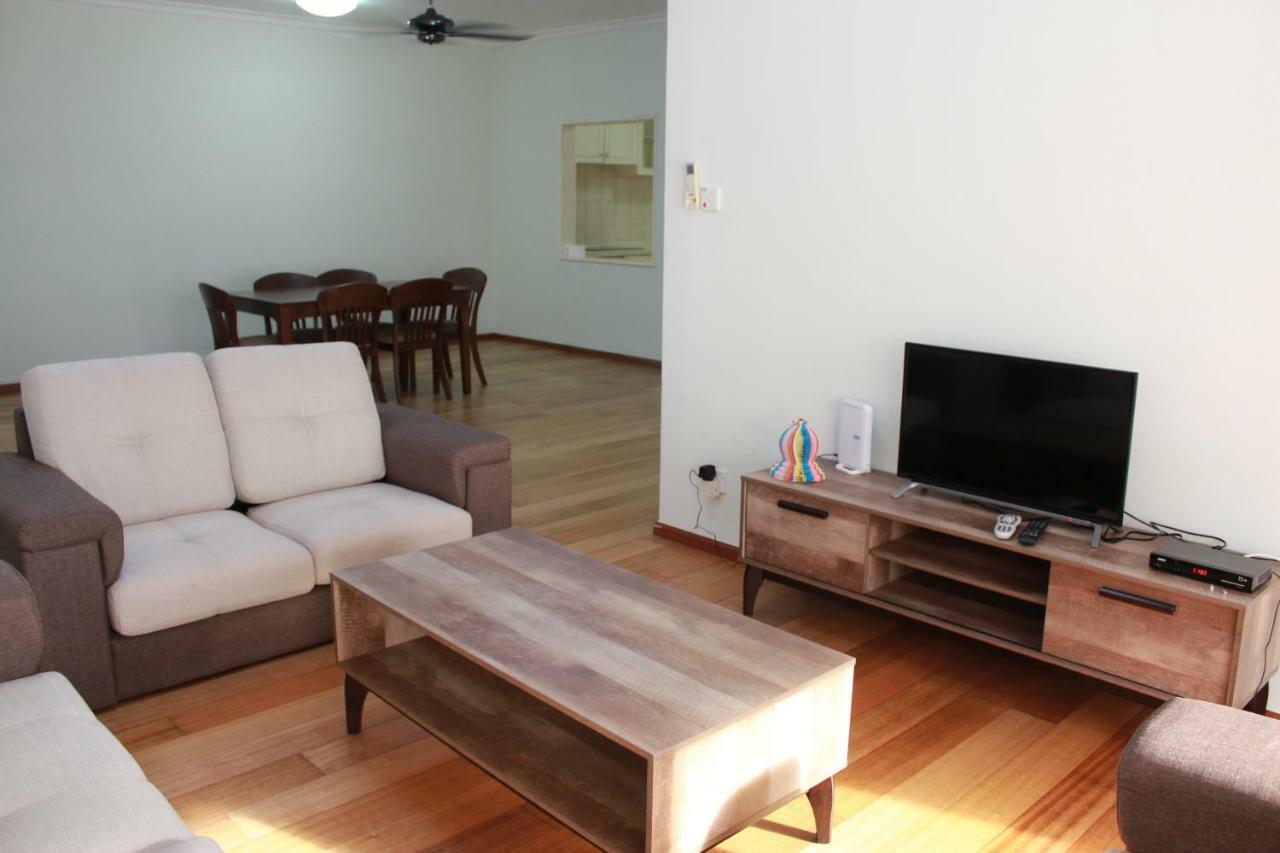 Homestay Marina Court Resort 亞庇 外观 照片